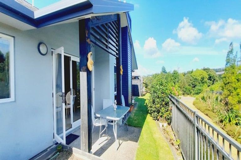 Photo of property in 29 Bridgewater Way, Pyes Pa, Tauranga, 3112