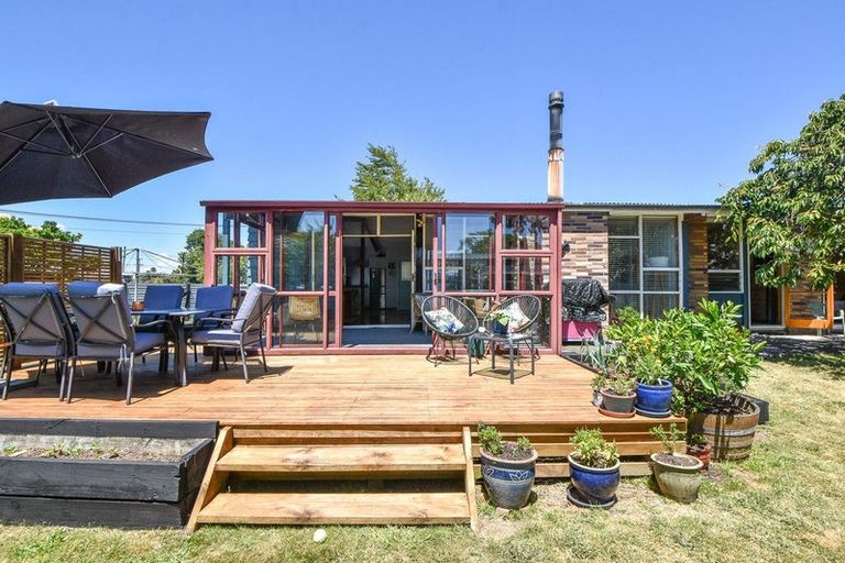 Photo of property in 22 Victoria Street, Carterton, 5713