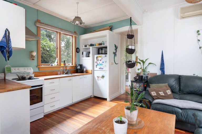 Photo of property in 14 Kurupae Road, Hilltop, Taupo, 3330