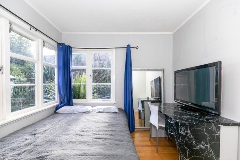 Photo of property in 54 Banbury Crescent, Fairfield, Hamilton, 3214