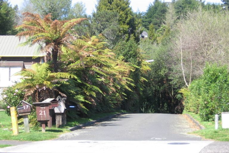 Photo of property in 21 Willmott Place, Springfield, Rotorua, 3015