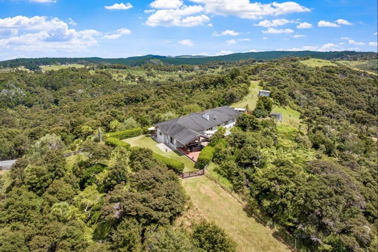 Photo of property in 240 Three Oaks Drive, Dairy Flat, Albany, 0794