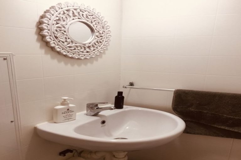 Photo of property in 12b Couldry Street, Eden Terrace, Auckland, 1021