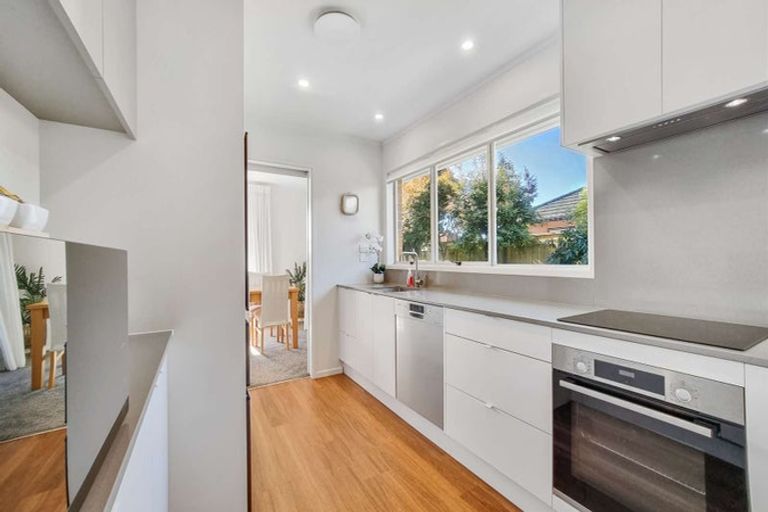 Photo of property in 10b Willmott Place, Springfield, Rotorua, 3015