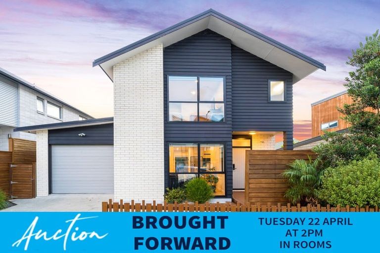 Photo of property in 23b Westgate Drive, Westgate, Auckland, 0614