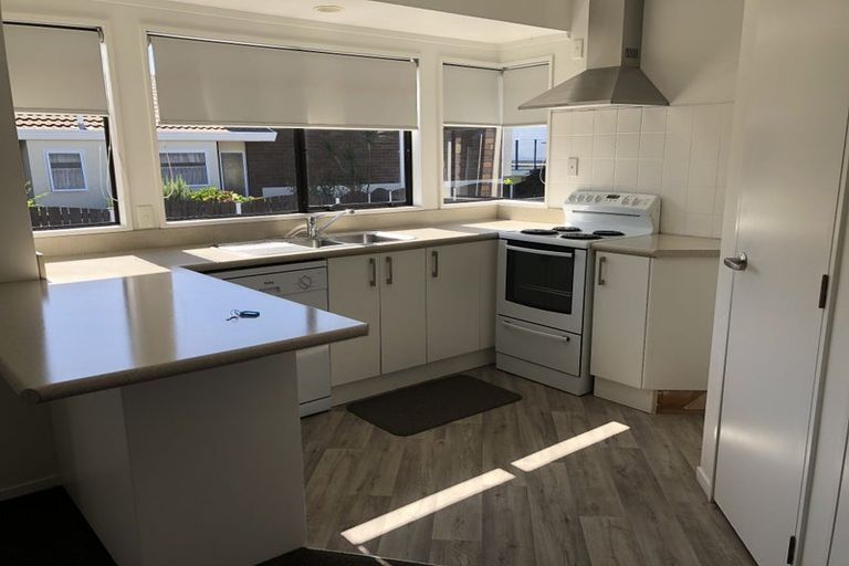 Photo of property in 2/76 Twelfth Avenue, Tauranga South, Tauranga, 3112