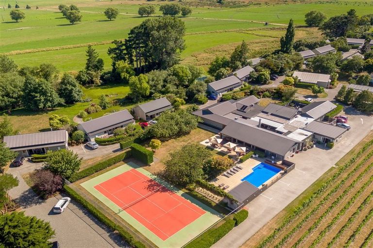 Photo of property in 52 New York Street, Martinborough, 5711