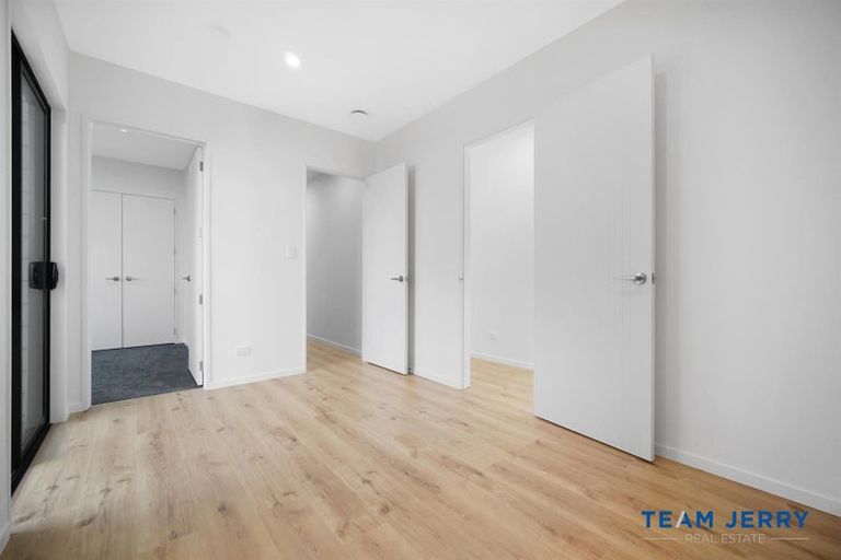 Photo of property in 31 Cloonlyon Drive, Flat Bush, Auckland, 2019
