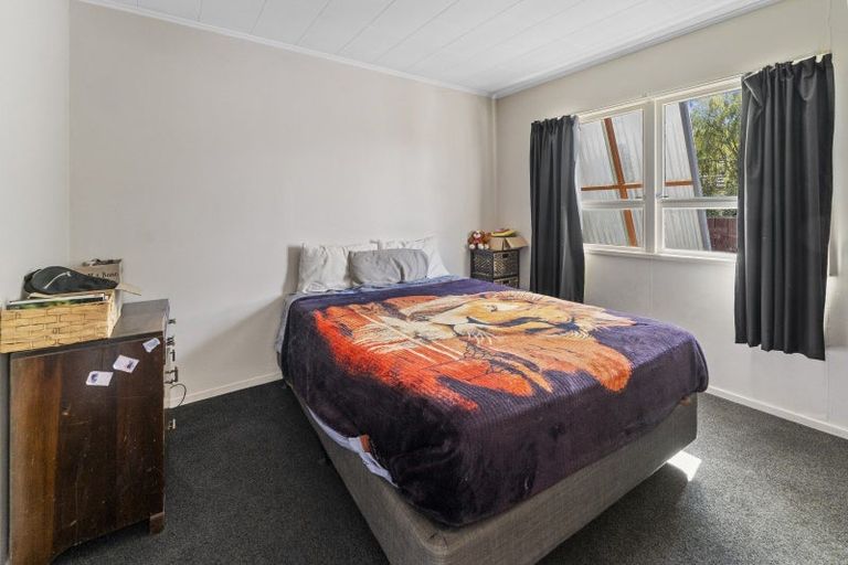 Photo of property in 2/23 Kipling Crescent, Stoke, Nelson, 7011