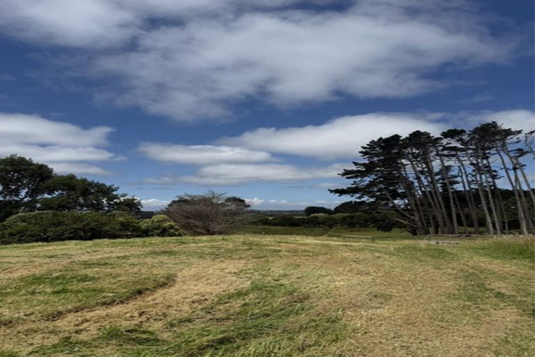 Photo of property in 133a3b The Strand, Wainuiomata, Lower Hutt, 5014