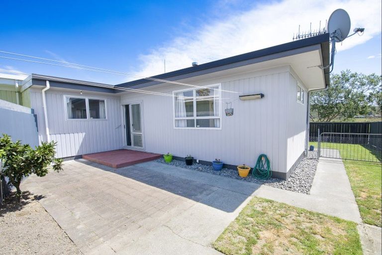 Photo of property in 327a Westminster Avenue, Tamatea, Napier, 4112