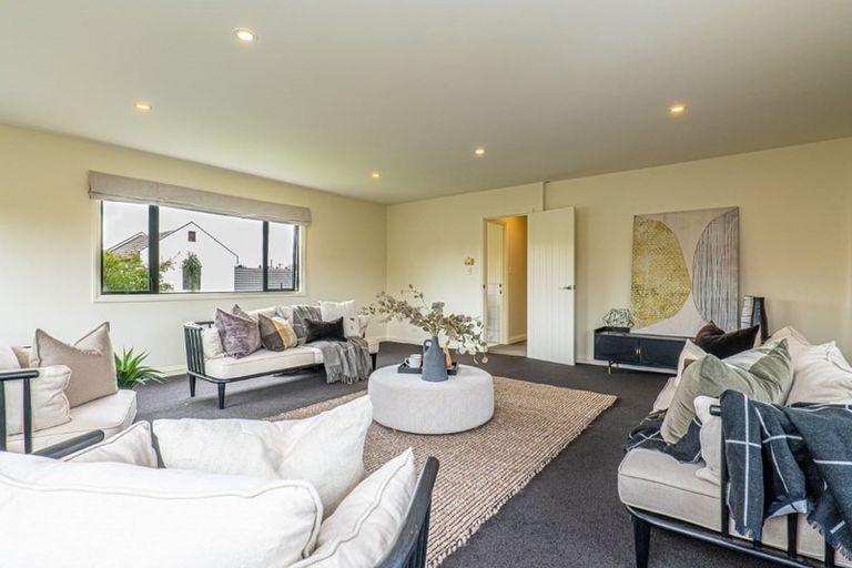 Photo of property in 321 Gardiners Road, Harewood, Christchurch, 8051