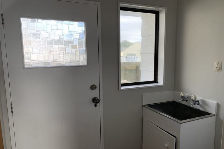 Photo of property in 141 Cambridge Street, Levin, 5510