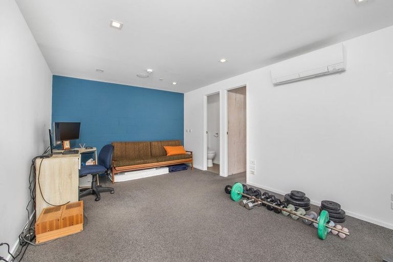 Photo of property in 1 Everton Road, Andersons Bay, Dunedin, 9013