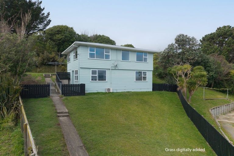 Photo of property in 8 Penguin Grove, Waitangirua, Porirua, 5024