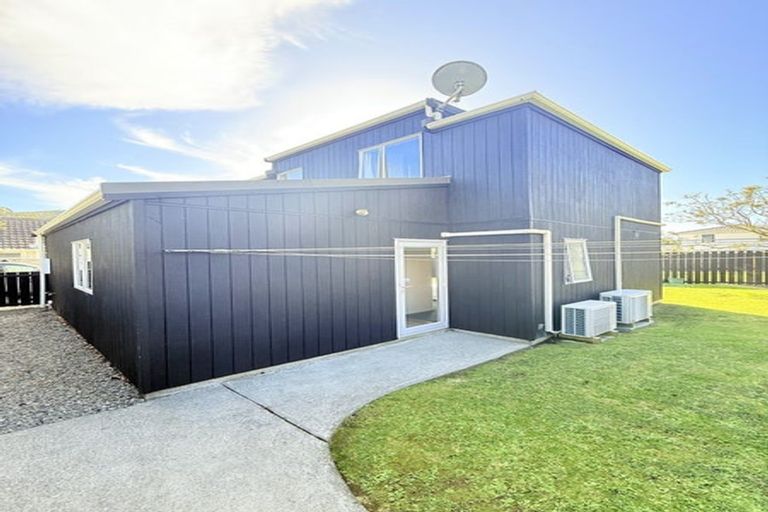 Photo of property in 39a Bannister Avenue, Johnsonville, Wellington, 6037