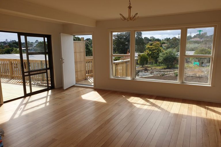 Photo of property in 21 Linwood Avenue, Forrest Hill, Auckland, 0620