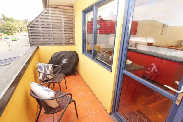 Photo of property in 2g Hatton Street, Karori, Wellington, 6012