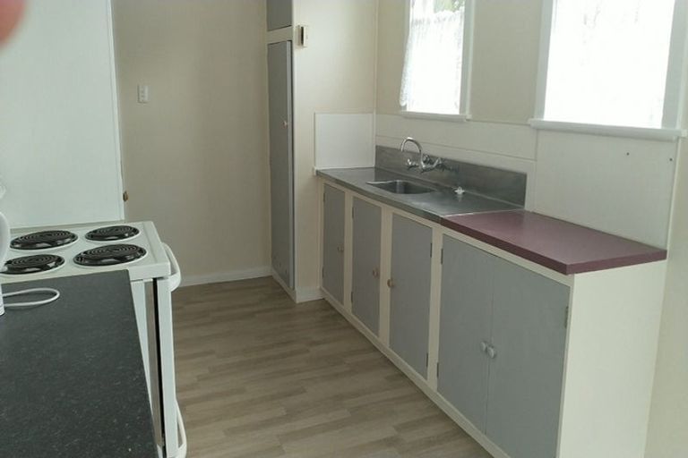 Photo of property in 37 Biddle Crescent, Taita, Lower Hutt, 5011