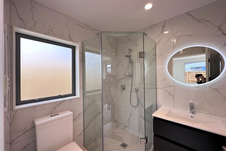 Photo of property in 16 Fredrick Hanson Road, Papakura, 2110