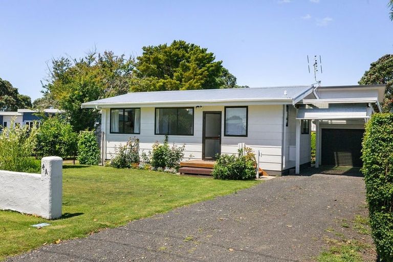 Photo of property in 4a Roretana Drive, Athenree, Katikati, 3177