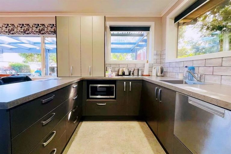 Photo of property in 40 Santa Rosa Avenue, Halswell, Christchurch, 8025