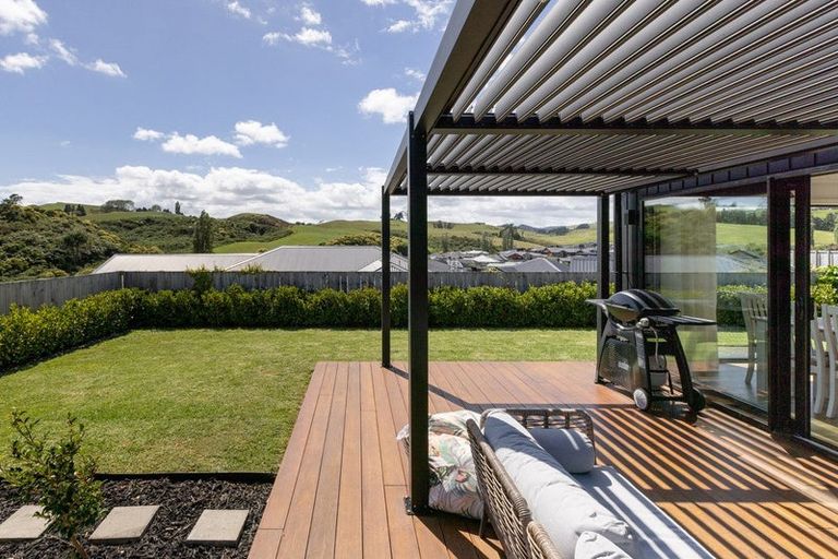 Photo of property in 4 Kokopu Lane, Ohauiti, Tauranga, 3112