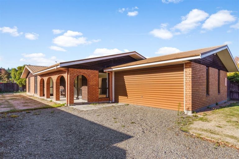 Photo of property in 7 Broadhaven Avenue, Parklands, Christchurch, 8083