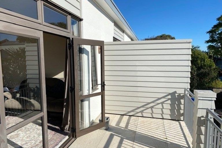 Photo of property in The Grange, 21/92 Bush Road, Albany, Auckland, 0632