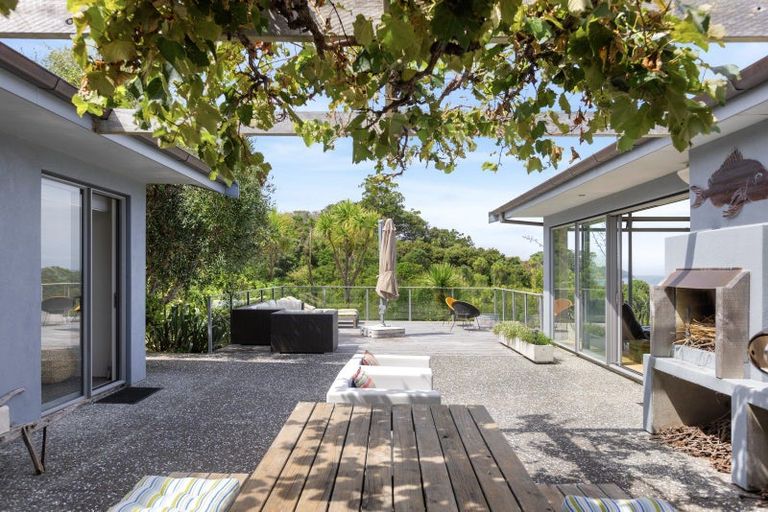 Photo of property in 1024 Takatu Road, Tawharanui Peninsula, Matakana, 0986