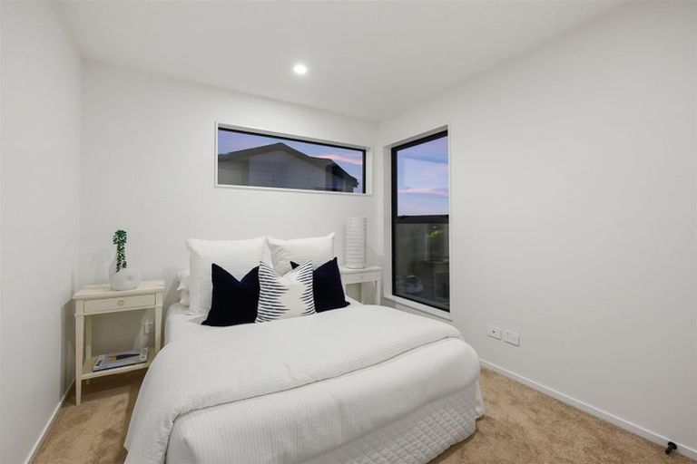 Photo of property in 7/5 Lemon Grove Lane, Greenhithe, Auckland, 0632