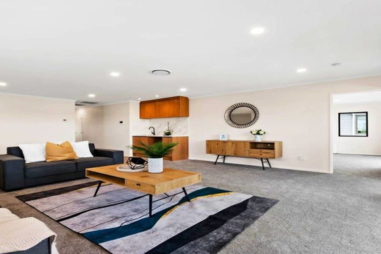 Photo of property in 18 Evergreen Parade, Rosehill, Papakura, 2113