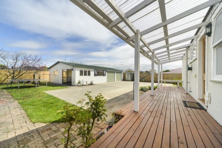 Photo of property in 161 Bridge Street, Bulls, 4818