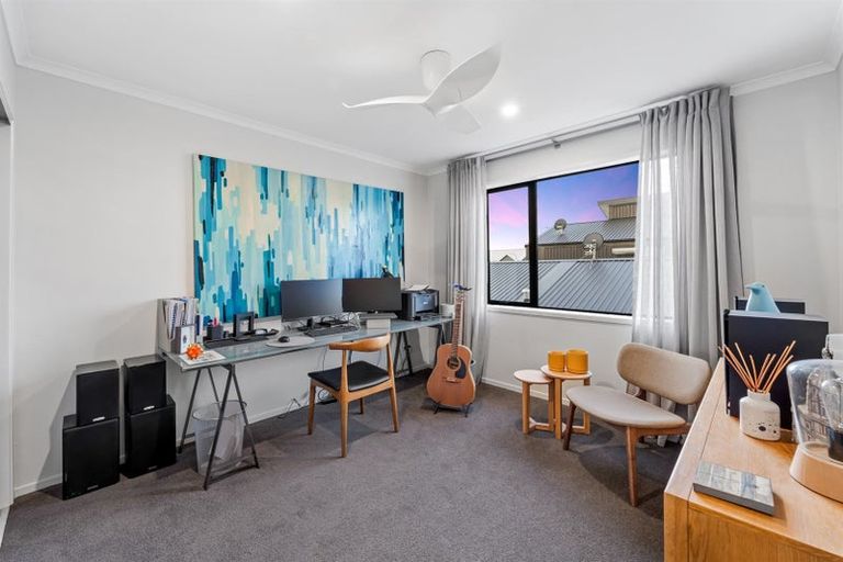 Photo of property in 4 Nohanga Lane, Hobsonville, Auckland, 0616