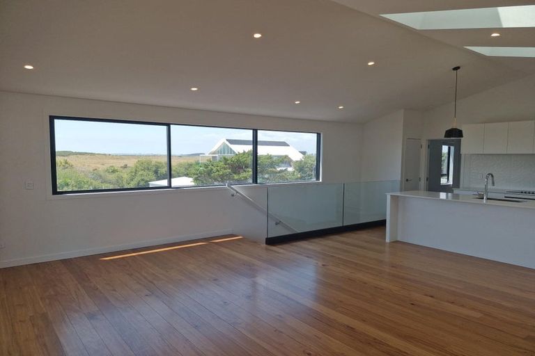 Photo of property in 1335e Papamoa Beach Road, Papamoa Beach, 3118