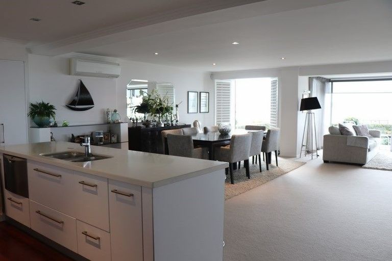 Photo of property in 1/104 Harbour Drive, Otumoetai, Tauranga, 3110