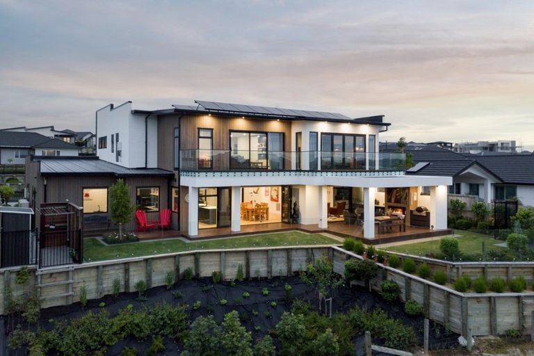 Photo of property in 135 Te Huia Drive, Flagstaff, Hamilton, 3210