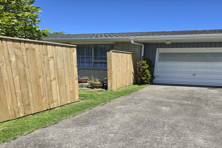 Photo of property in 41 Alexander Road, Raumati Beach, Paraparaumu, 5032