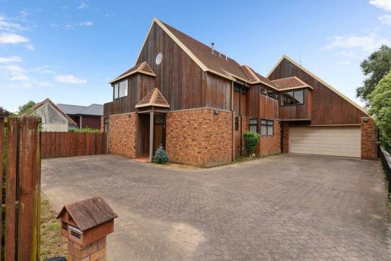 Photo of property in 44 Delamare Road, St Andrews, Hamilton, 3200