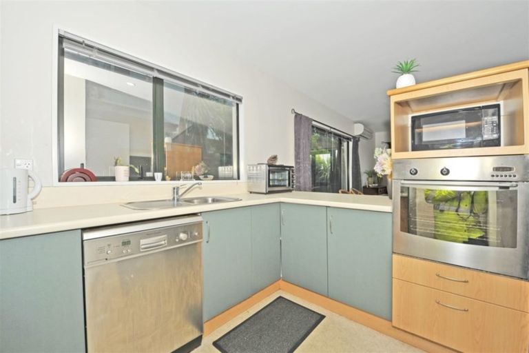 Photo of property in 1/2 Leamington Street, Addington, Christchurch, 8024