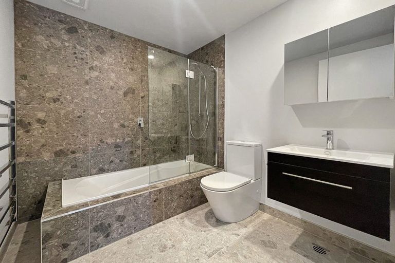 Photo of property in 11/23 Middleton Road, Johnsonville, Wellington, 6037