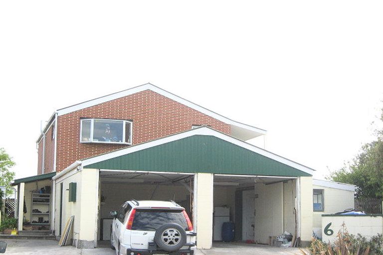 Photo of property in 6 Ensors Place, Waikuku Beach, 7402