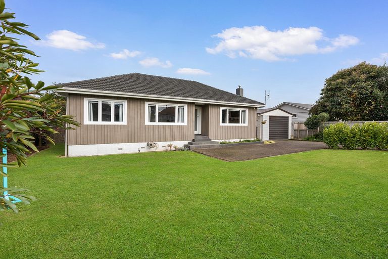 Photo of property in 12 Hetherington Street, Morrinsville, 3300