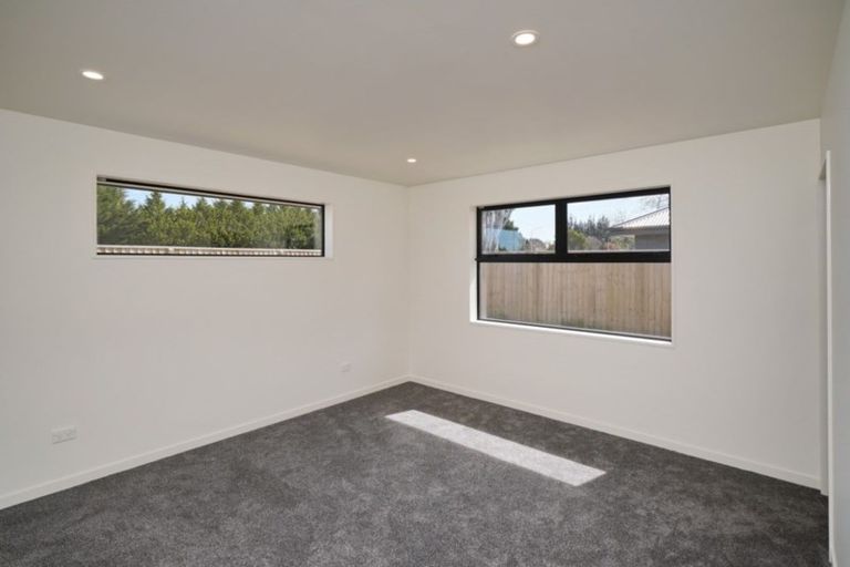 Photo of property in 31 Minerva Crescent, Woodend, 7610