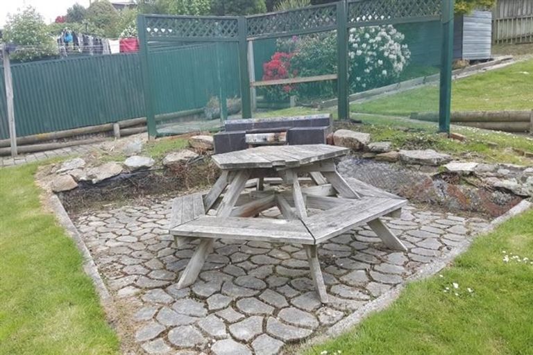 Photo of property in 11 Onslow Street, Gore, 9710