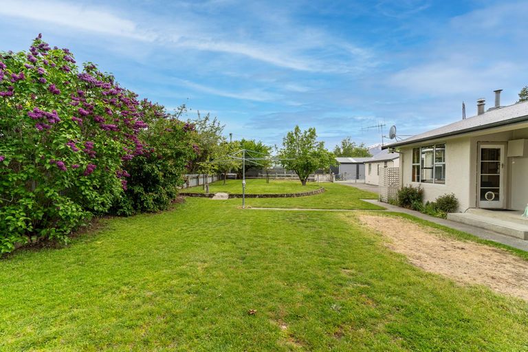 Photo of property in 8a Sutherland Road, Omarama, 9412