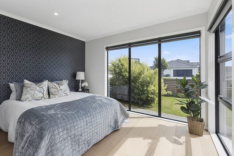 Photo of property in 29 John Burke Drive, Aotea, Porirua, 5024