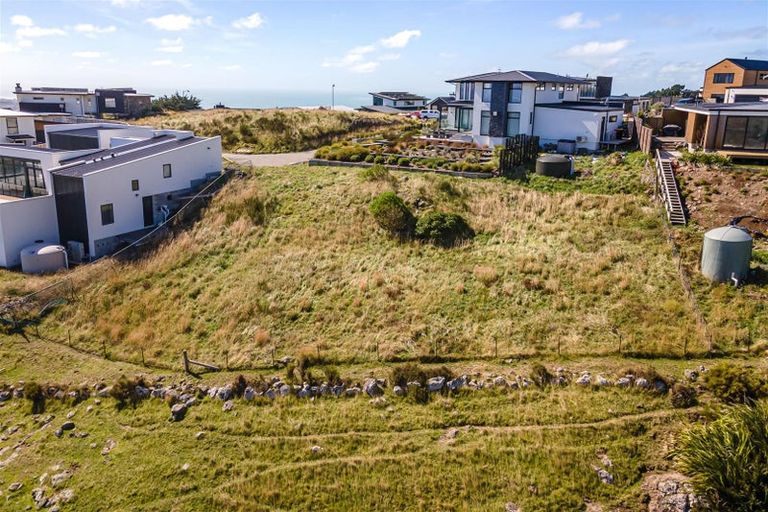 Photo of property in 11 Parkridge Place, Mount Pleasant, Christchurch, 8081