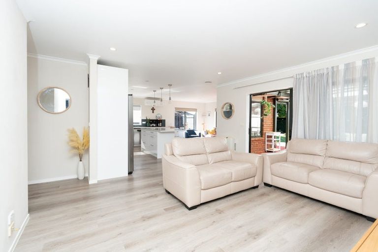 Photo of property in 20 Farringdon Avenue, Rototuna North, Hamilton, 3210