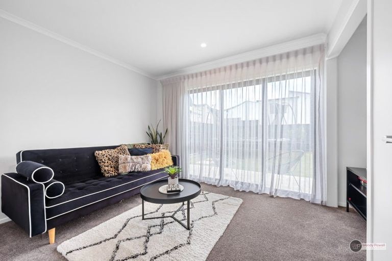 Photo of property in 4 Aston Crescent, Wallaceville, Upper Hutt, 5018
